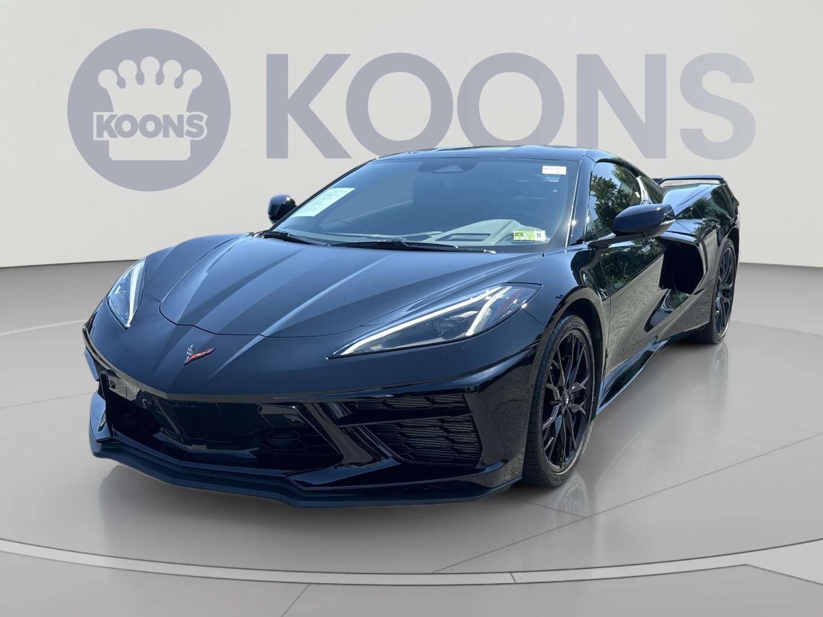 Used 2024 Chevrolet Corvette Stingray Preferred Cpe w/ Z51 Performance Package RWD image 5
