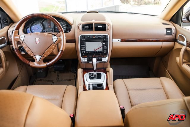 Used 2009 Porsche Cayenne AWD/4WD image 6
