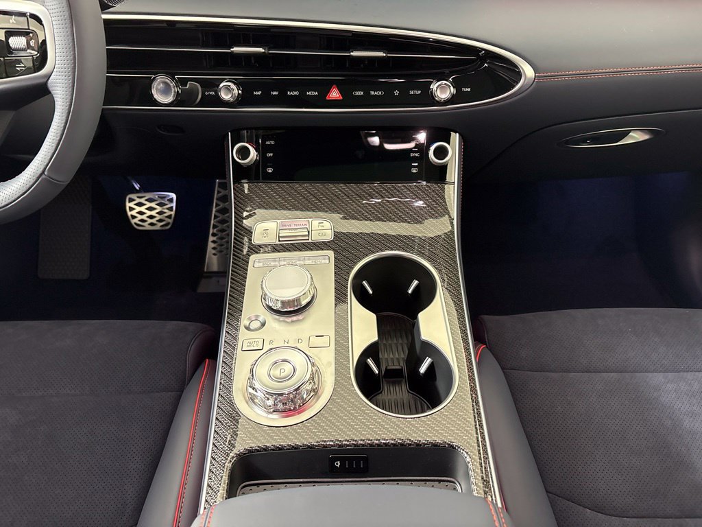 New 2027 Genesis GV70 3.5T Prestige AWD/4WD image 24
