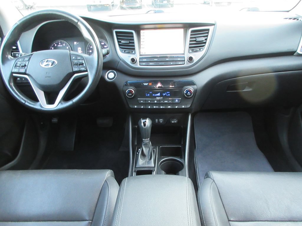 Used 2018 Hyundai Tucson Limited w/ Ultimate Package 02 AWD/4WD image 16