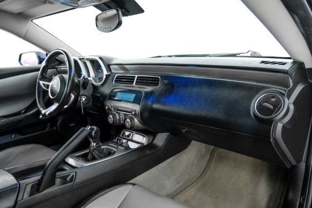 Used 2010 Chevrolet Camaro SS w/ RS Package RWD image 10
