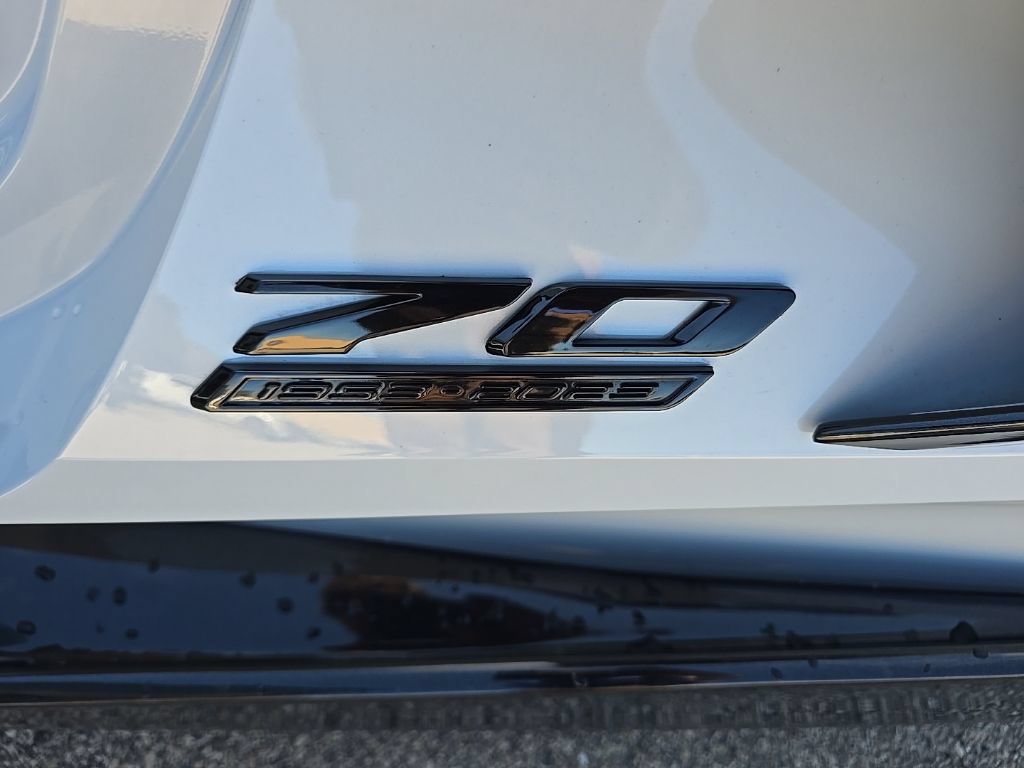 Used 2023 Chevrolet Corvette Stingray Preferred Conv w/ Z51 Performance Package RWD image 13