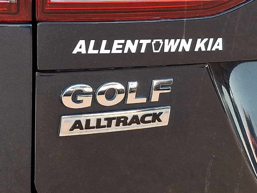 Used 2017 Volkswagen Golf Alltrack SE AWD/4WD image 29
