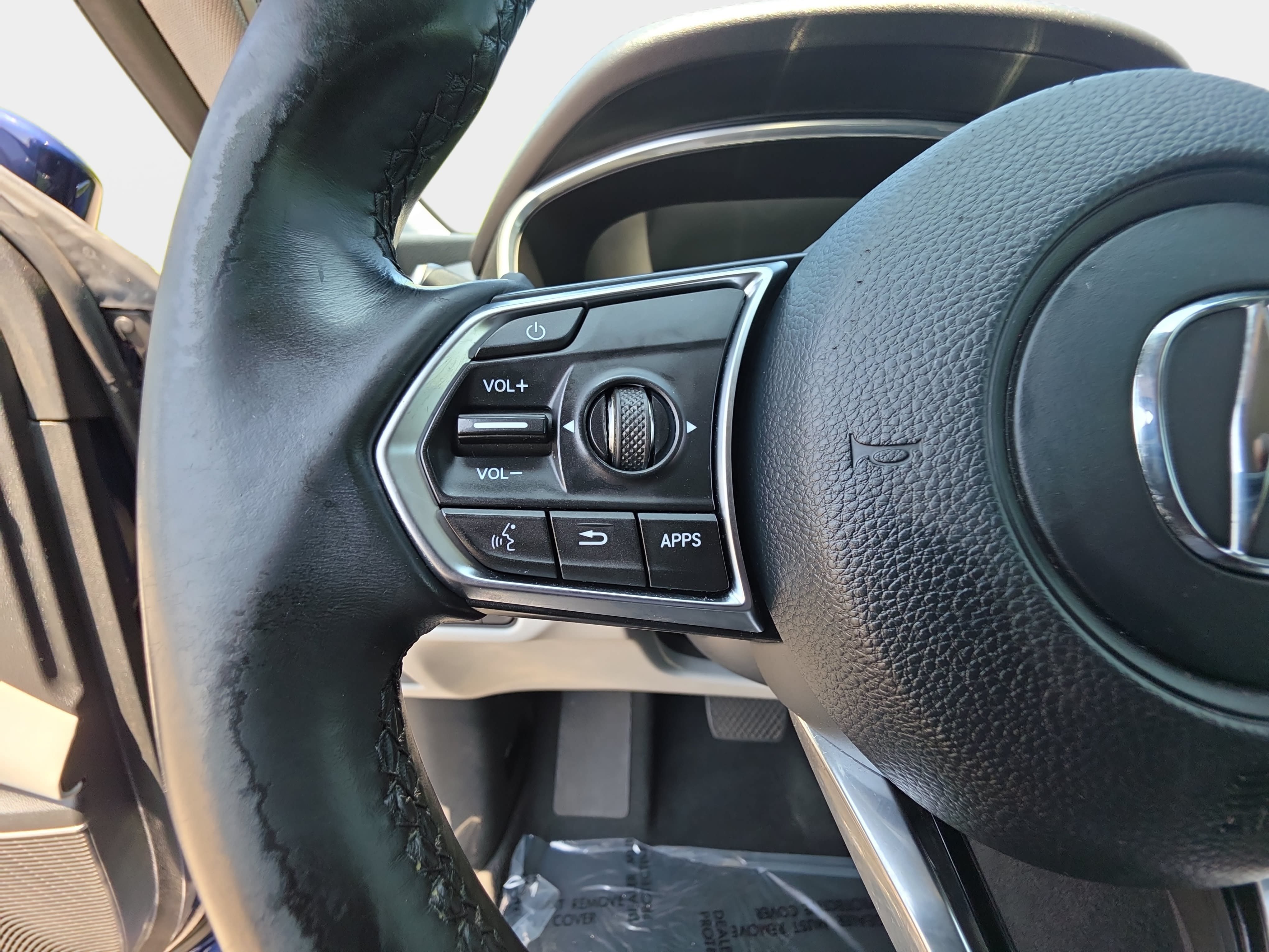 Used 2023 Acura MDX SH-AWD w/ Technology Package image 19