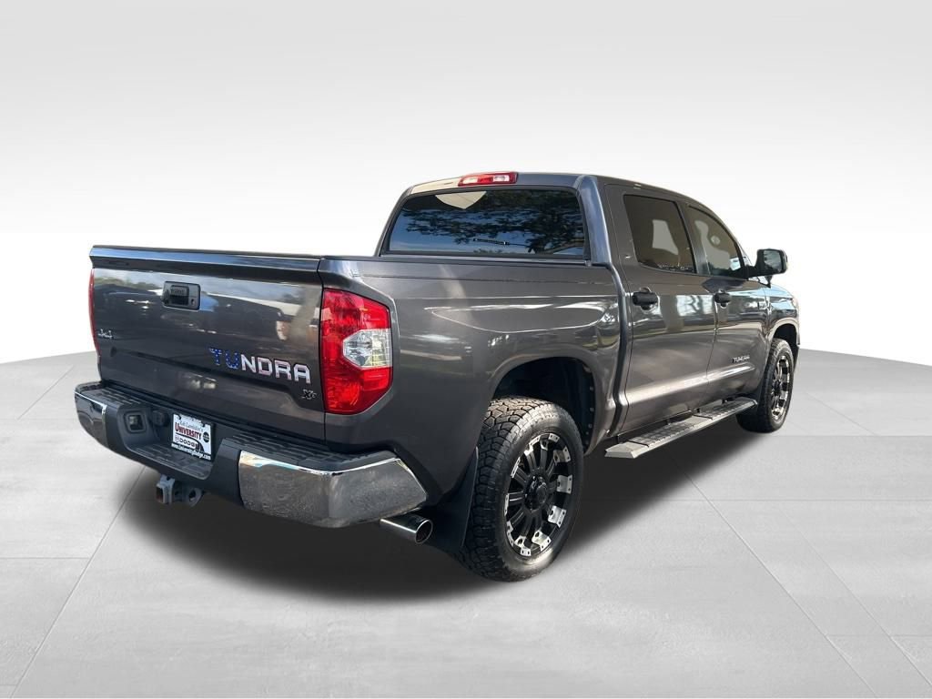 Used 2017 Toyota Tundra SR5 image 3
