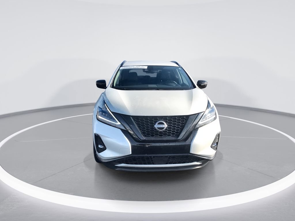 Used 2024 Nissan Murano SV w/ SV Midnight Edition Package FWD image 3