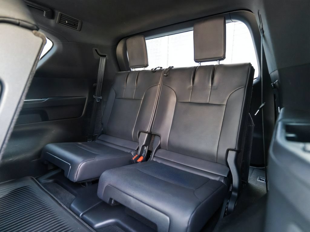 Used 2023 Lexus LX 600 4WD w/ Appearance Package image 40