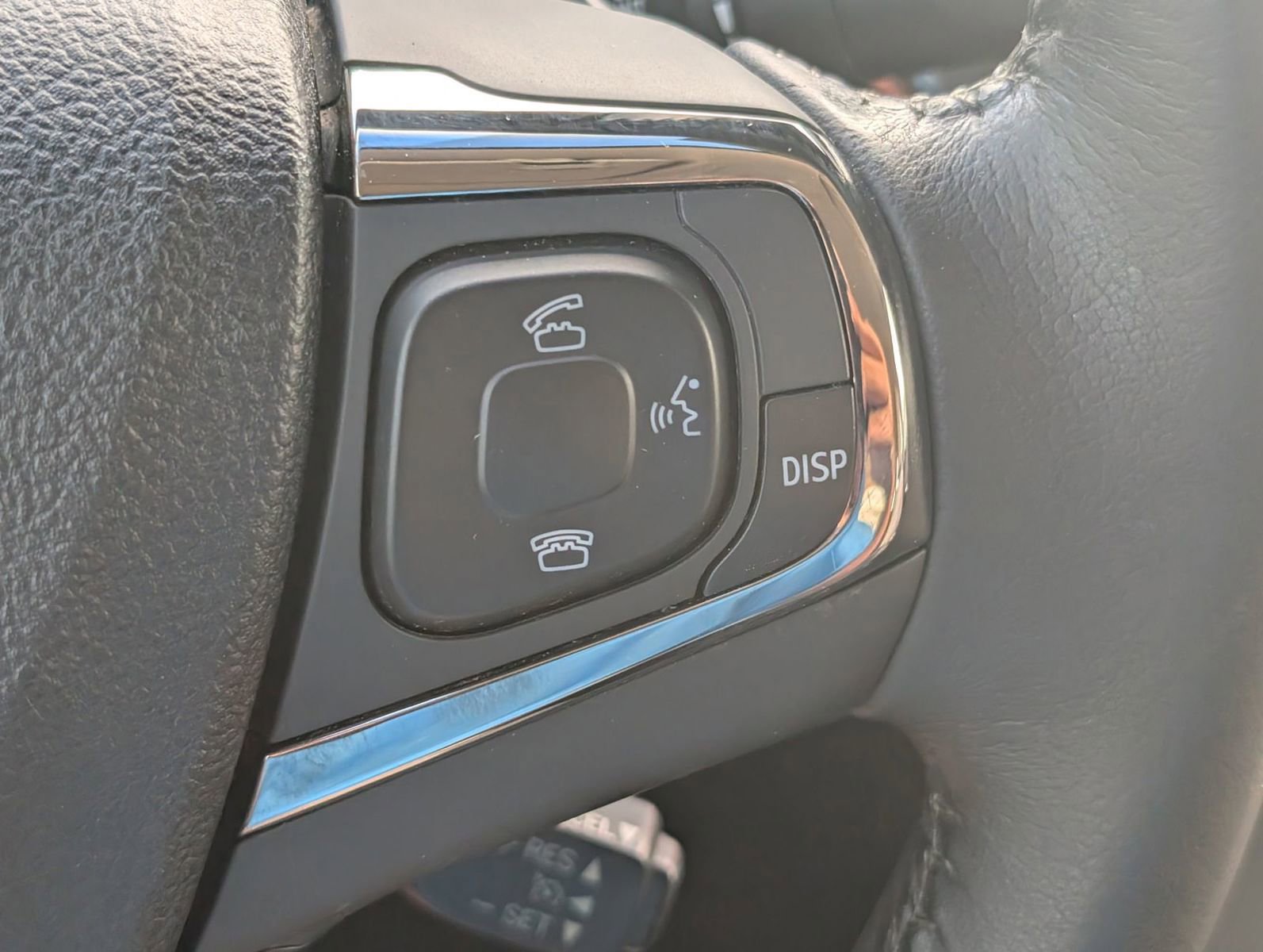 Used 2015 Toyota Avalon XLE FWD image 15