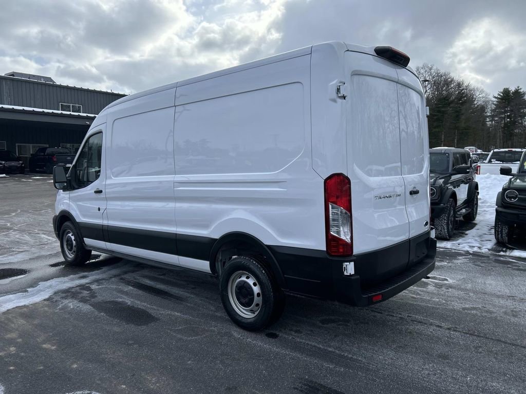 Used 2023 Ford Transit 250 Medium Roof image 7
