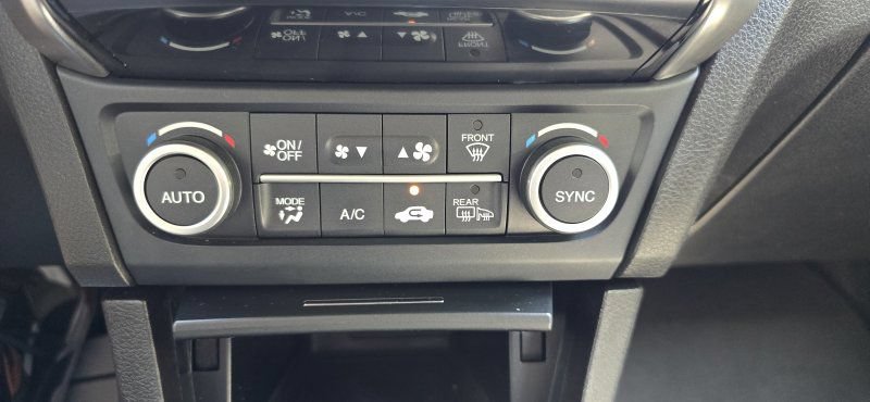 Used 2016 Acura ILX w/ Technology Plus Package FWD image 26