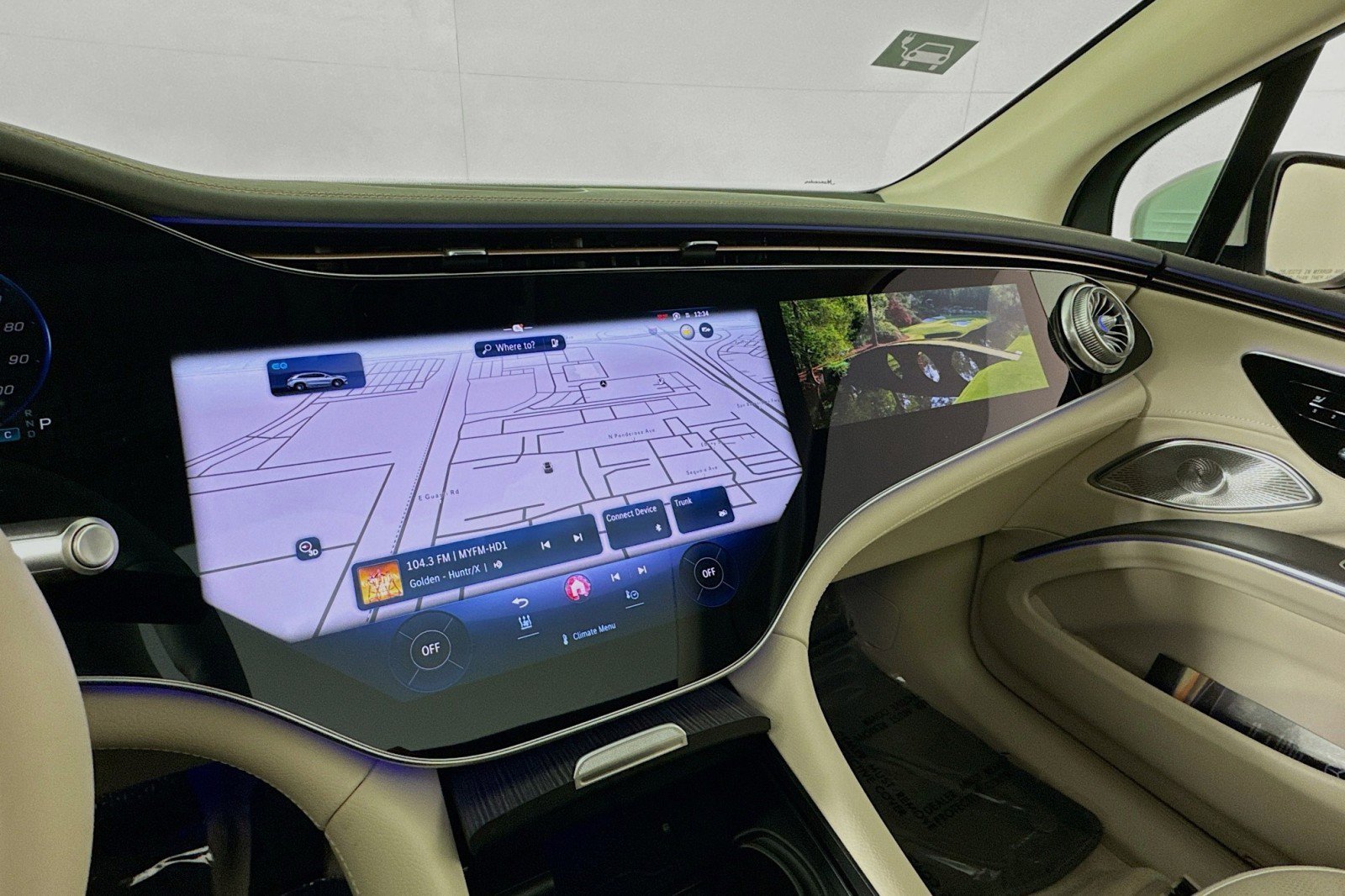 New 2026 Mercedes-Benz EQS 550 4MATIC SUV image 19