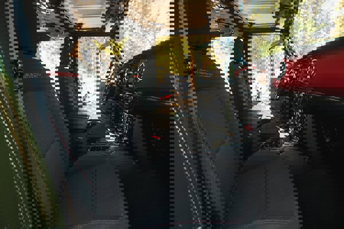 Used 2023 Jeep Gladiator Rubicon image 18