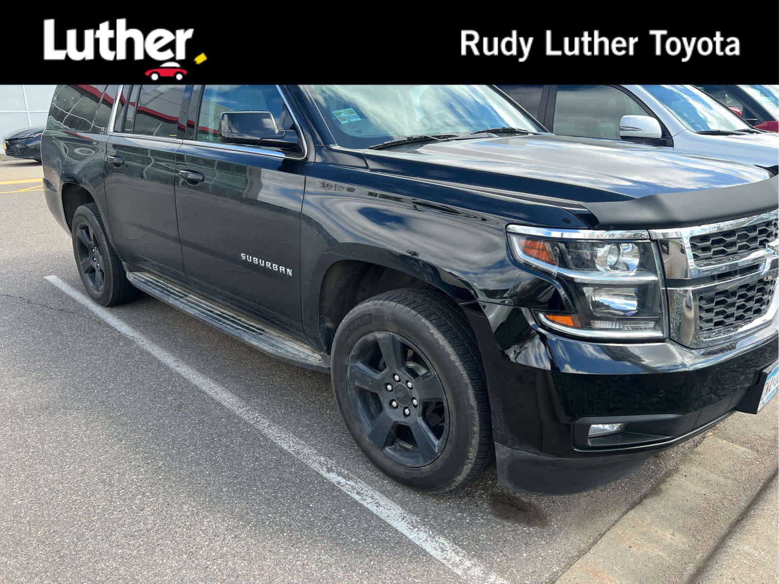 Used 2019 Chevrolet Suburban LT AWD/4WD image 1