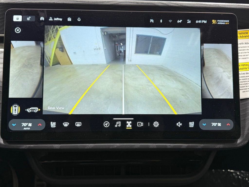 Used 2024 Rivian R1S Adventure AWD/4WD image 24