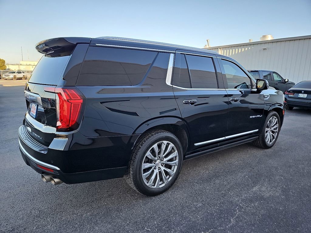 Used 2021 GMC Yukon Denali w/ Denali Ultimate Package image 8
