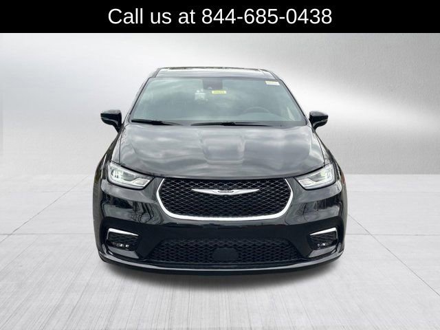 New 2026 Chrysler Pacifica Select FWD image 2