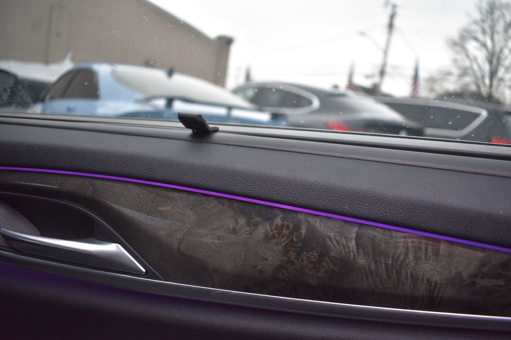 Used 2023 BMW 530e xDrive w/ Executive Package image 26