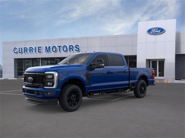New 2026 Ford F350 Lariat w/ Black Appearance Package