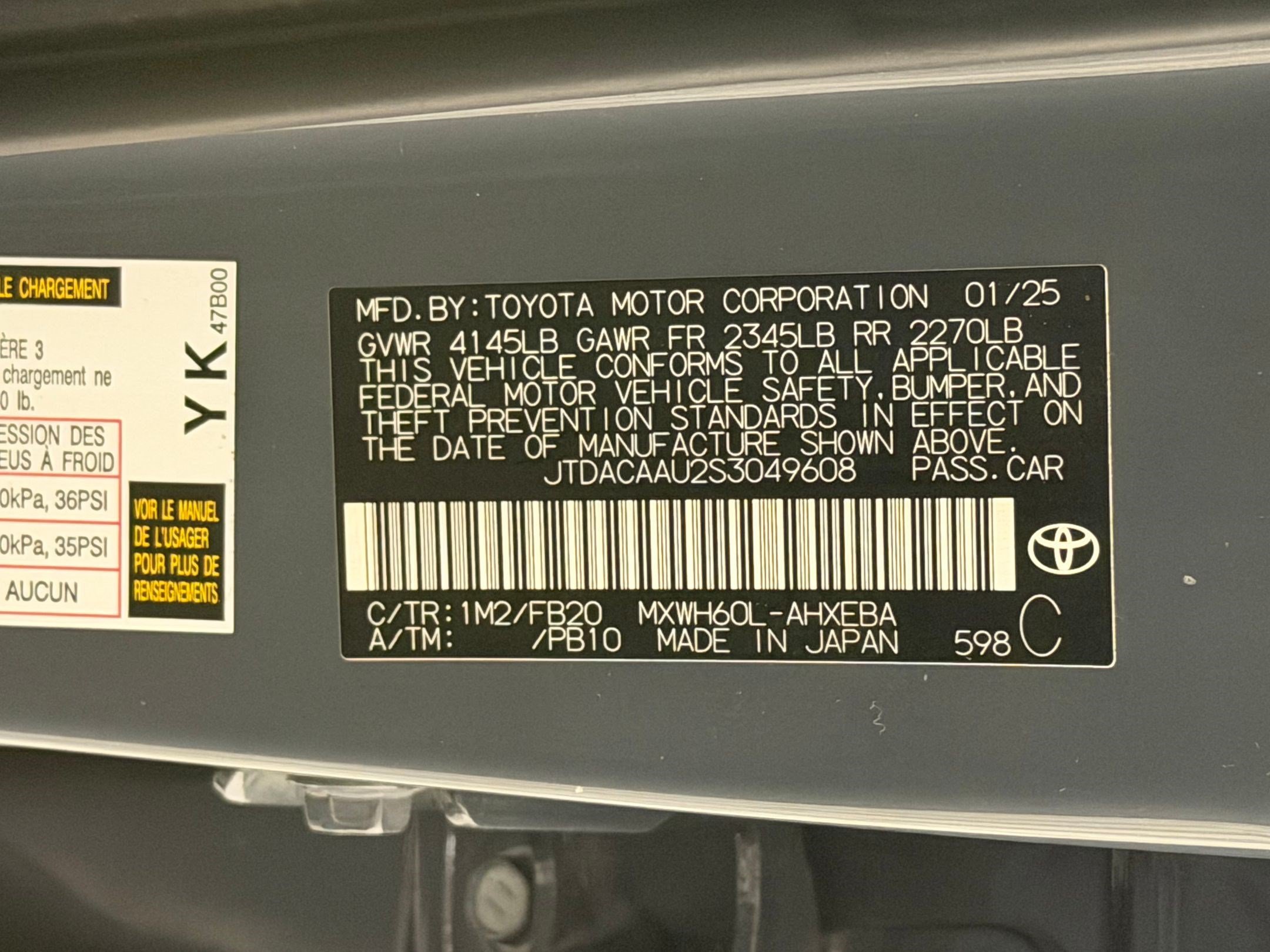 Used 2025 Toyota Prius LE FWD image 27