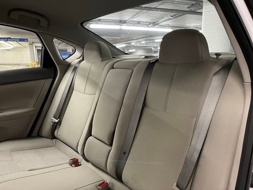 Used 2014 Nissan Sentra S image 15