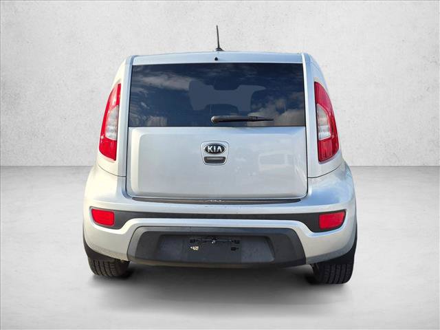 Used 2013 Kia Soul FWD image 7
