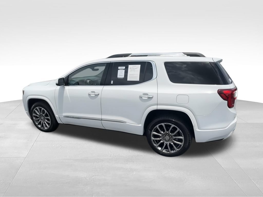 Used 2023 GMC Acadia Denali w/ Denali Ultimate Package AWD/4WD image 6