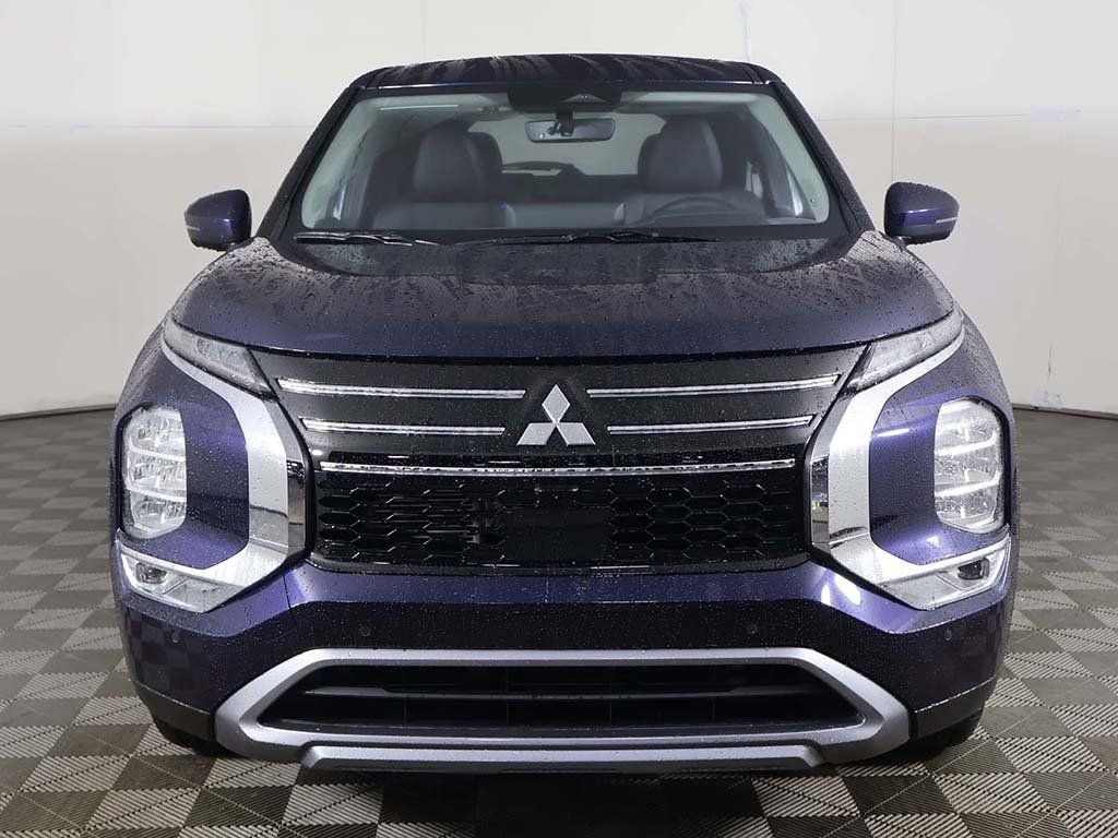 New 2026 Mitsubishi Outlander SE FWD image 12