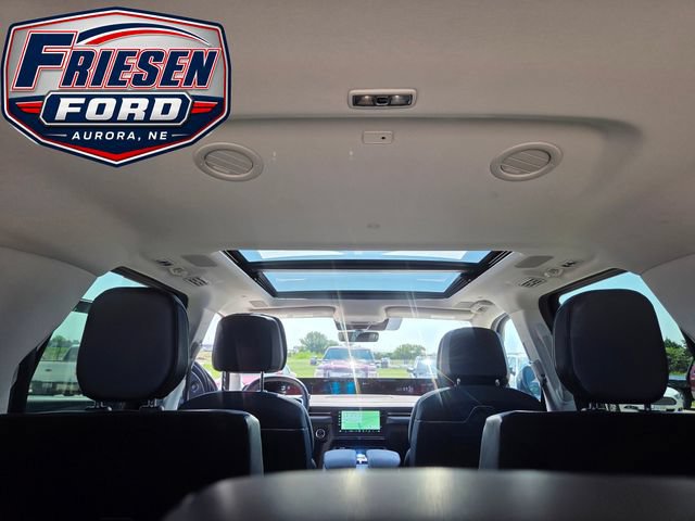 Used 2025 Lincoln Navigator L Reserve AWD/4WD image 28