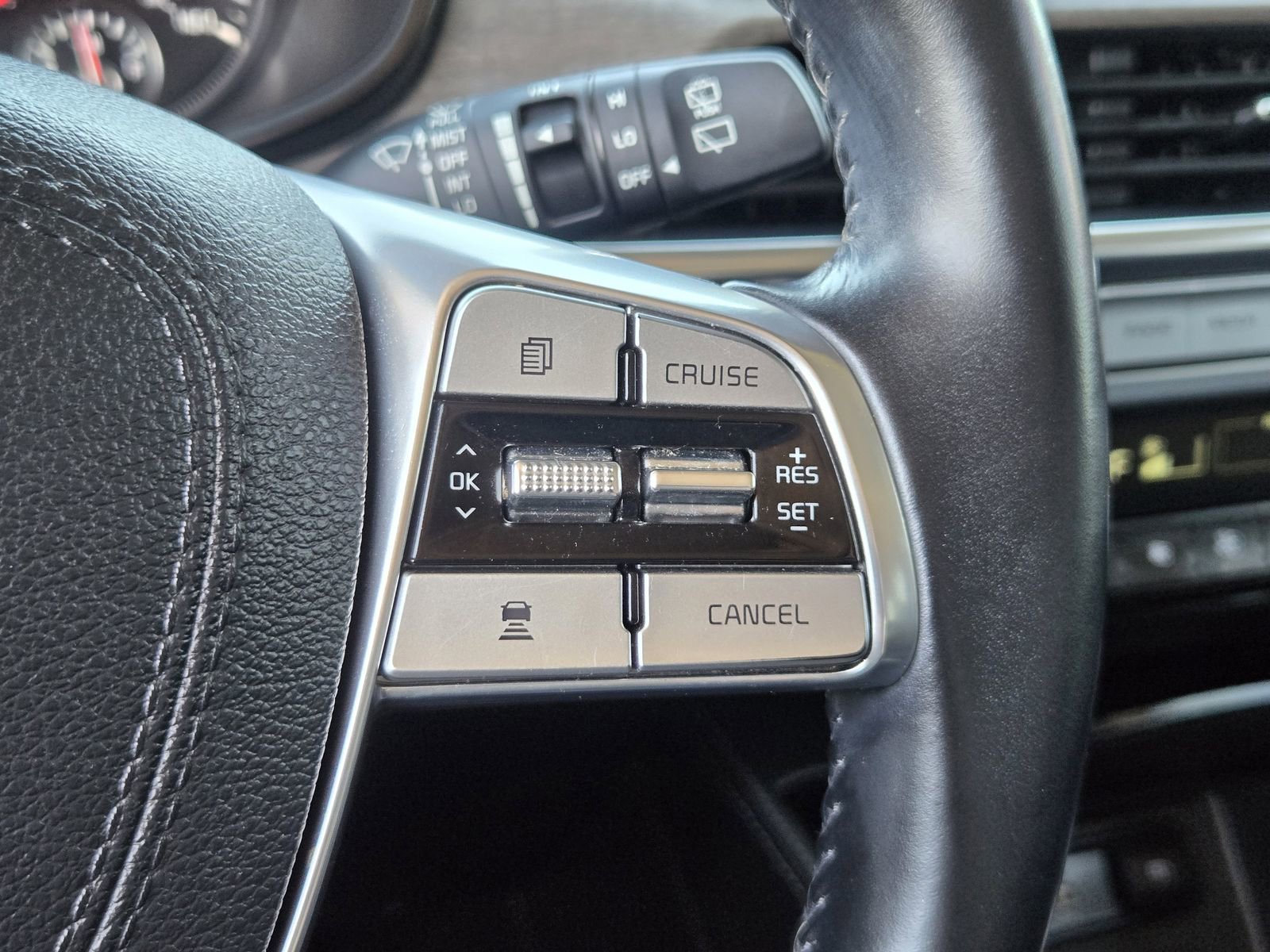 Used 2022 Kia Telluride EX w/ EX Premium Package FWD image 26