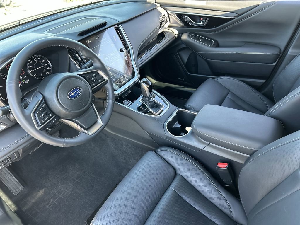 Used 2025 Subaru Outback Touring XT AWD/4WD image 10