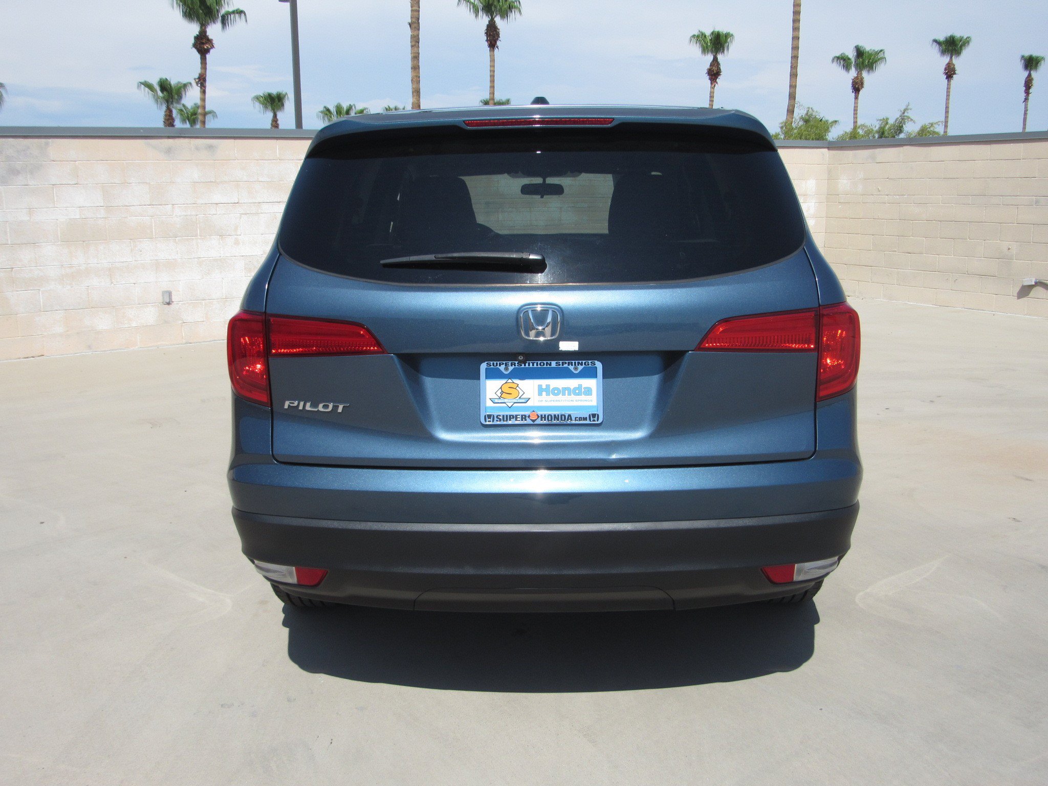 Used 2017 Honda Pilot EX image 7