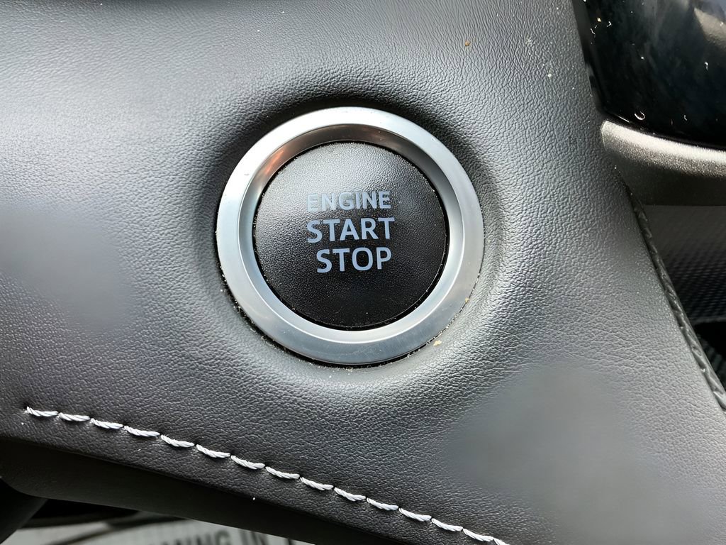 Used 2020 Toyota Highlander Limited image 35