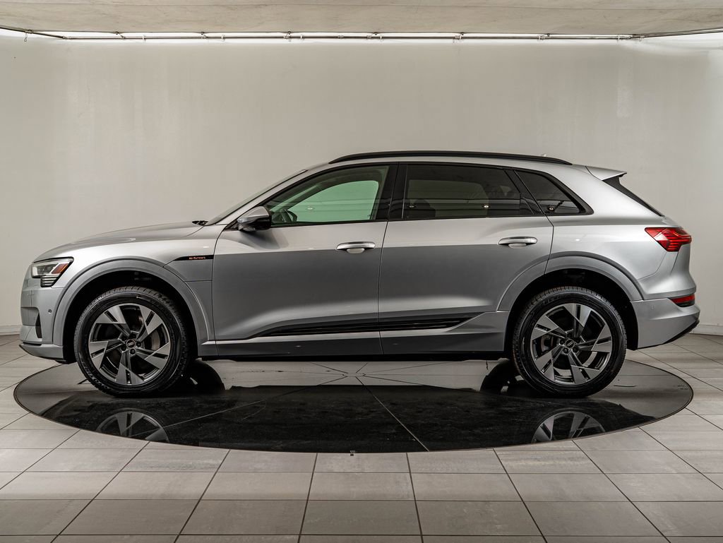 Used 2021 Audi e-tron Premium w/ Convenience Plus Package AWD/4WD image 5