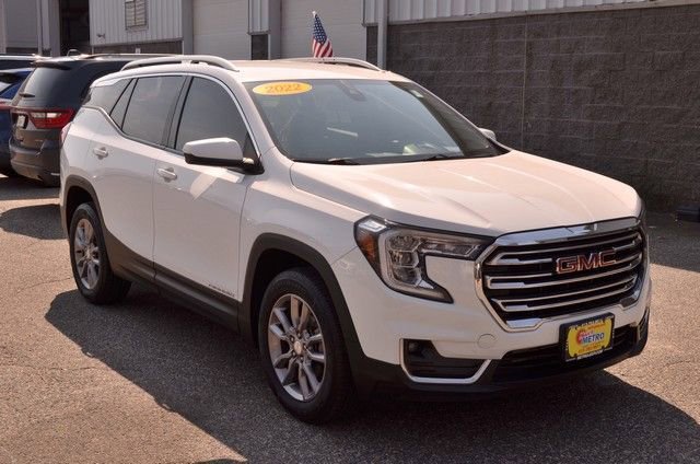 Used 2022 GMC Terrain SLT AWD/4WD image 2