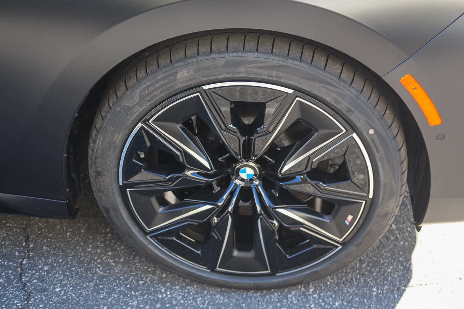 New 2026 BMW 740i image 9