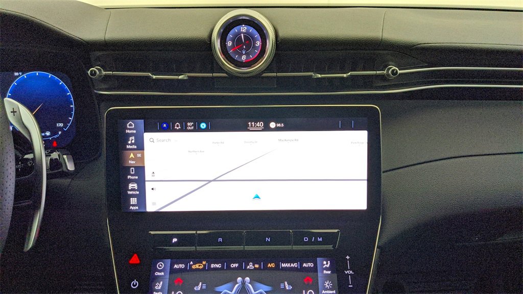 Used 2024 Maserati Grecale GT image 17