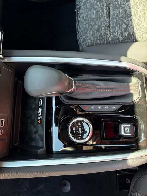 New 2026 Chevrolet Colorado Z71 image 18