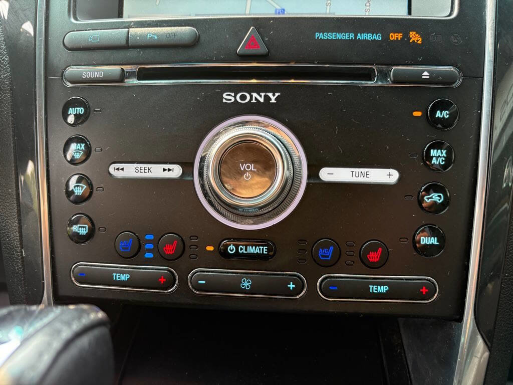 Used 2017 Ford Explorer Limited image 22