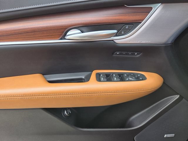 Used 2025 Cadillac XT5 Premium Luxury w/ LPO, Floor Liner Package FWD image 25