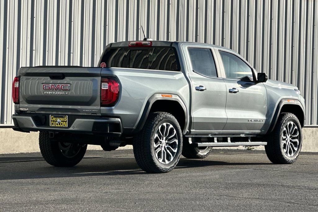 New 2026 GMC Canyon Denali image 4