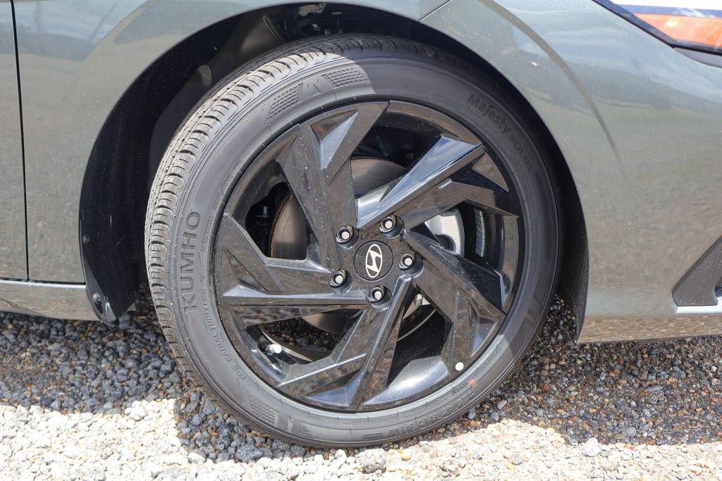 New 2026 Hyundai Elantra Sport FWD image 31