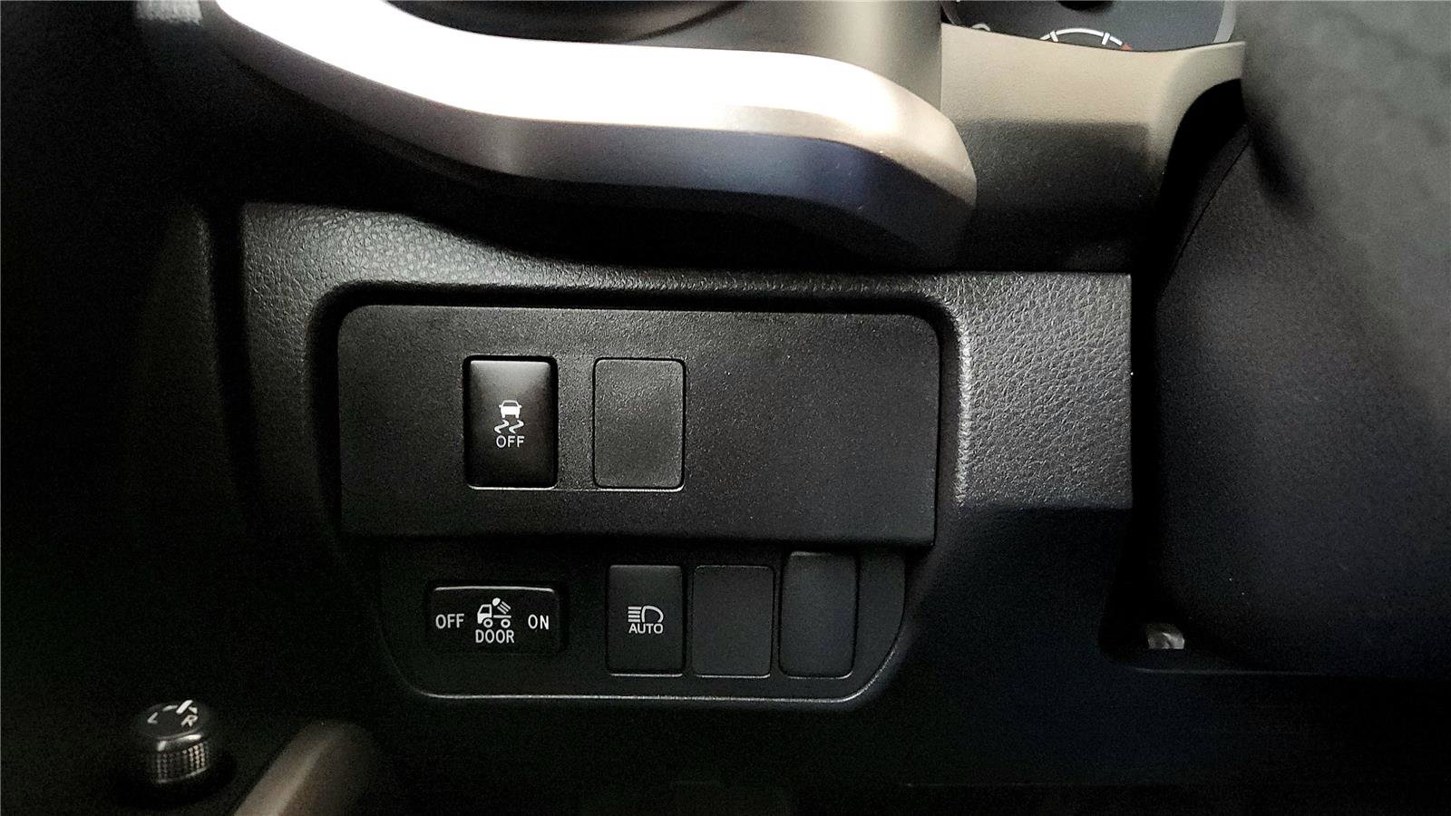 Certified 2023 Toyota Tacoma SR5 image 32