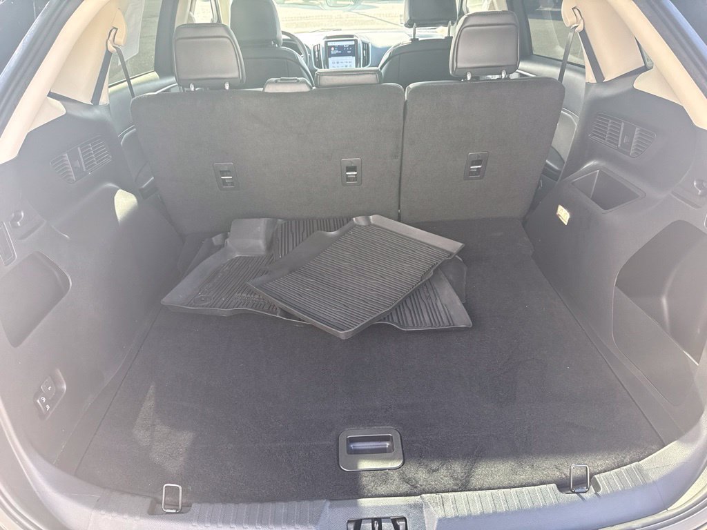 Certified 2024 Ford Edge SEL w/ Convenience Package AWD/4WD image 9