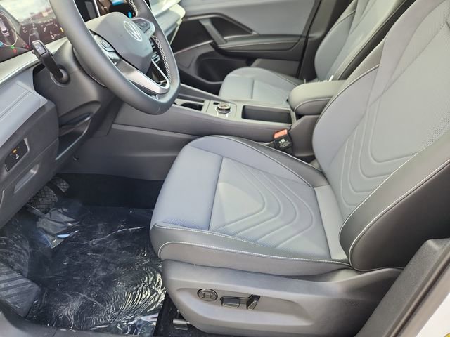 New 2026 Volkswagen Tiguan SE image 7