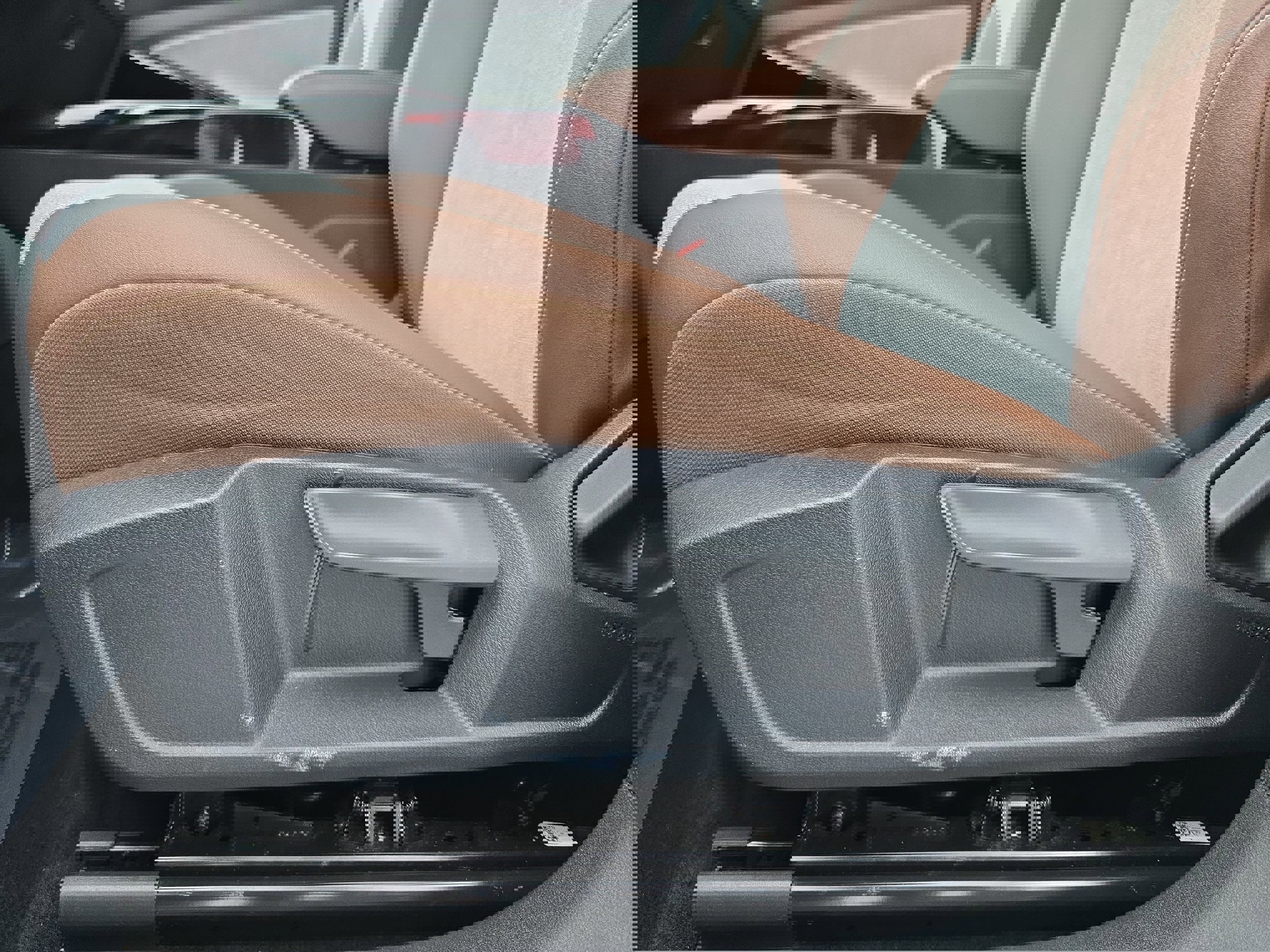 Used 2024 Volkswagen ID.4 2WD image 28