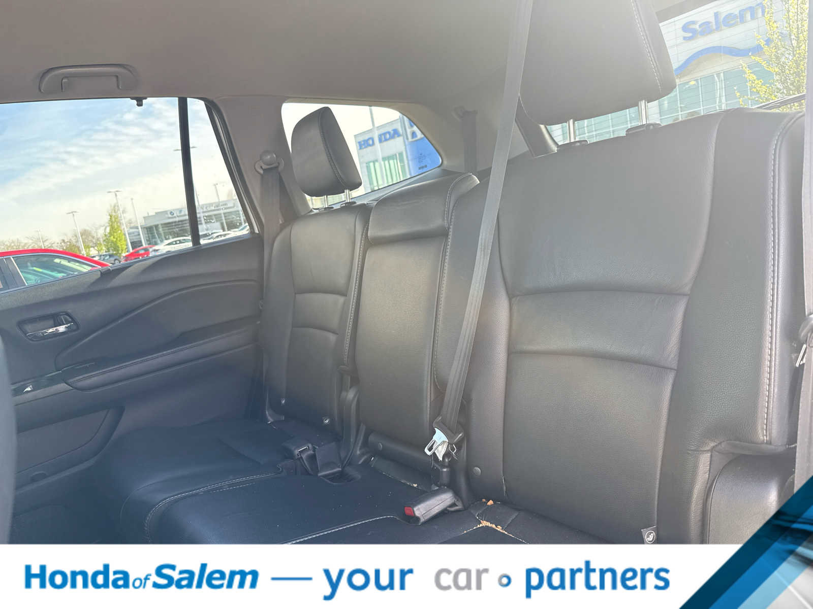 Used 2021 Honda Pilot Special Edition image 13