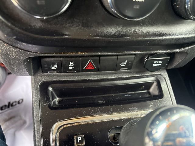 Used 2014 Jeep Patriot Limited AWD/4WD image 24