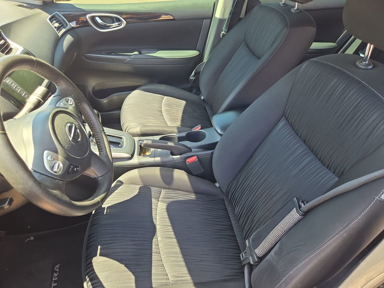 Used 2019 Nissan Sentra SV FWD image 16