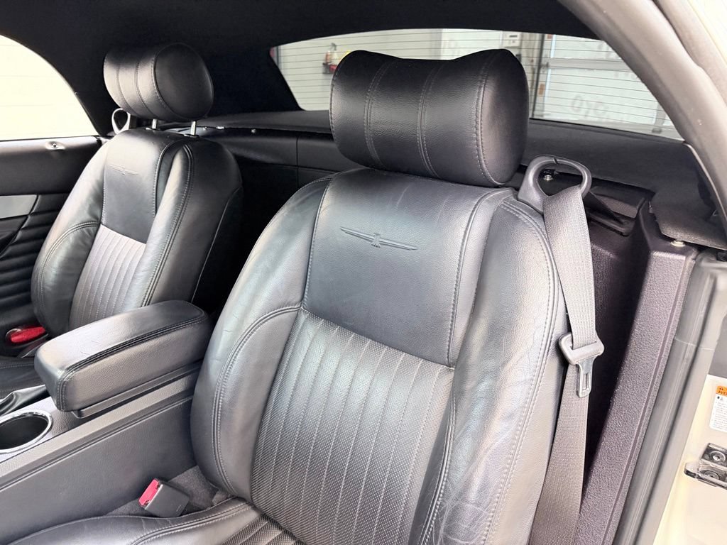 Used 2004 Ford Thunderbird RWD image 15