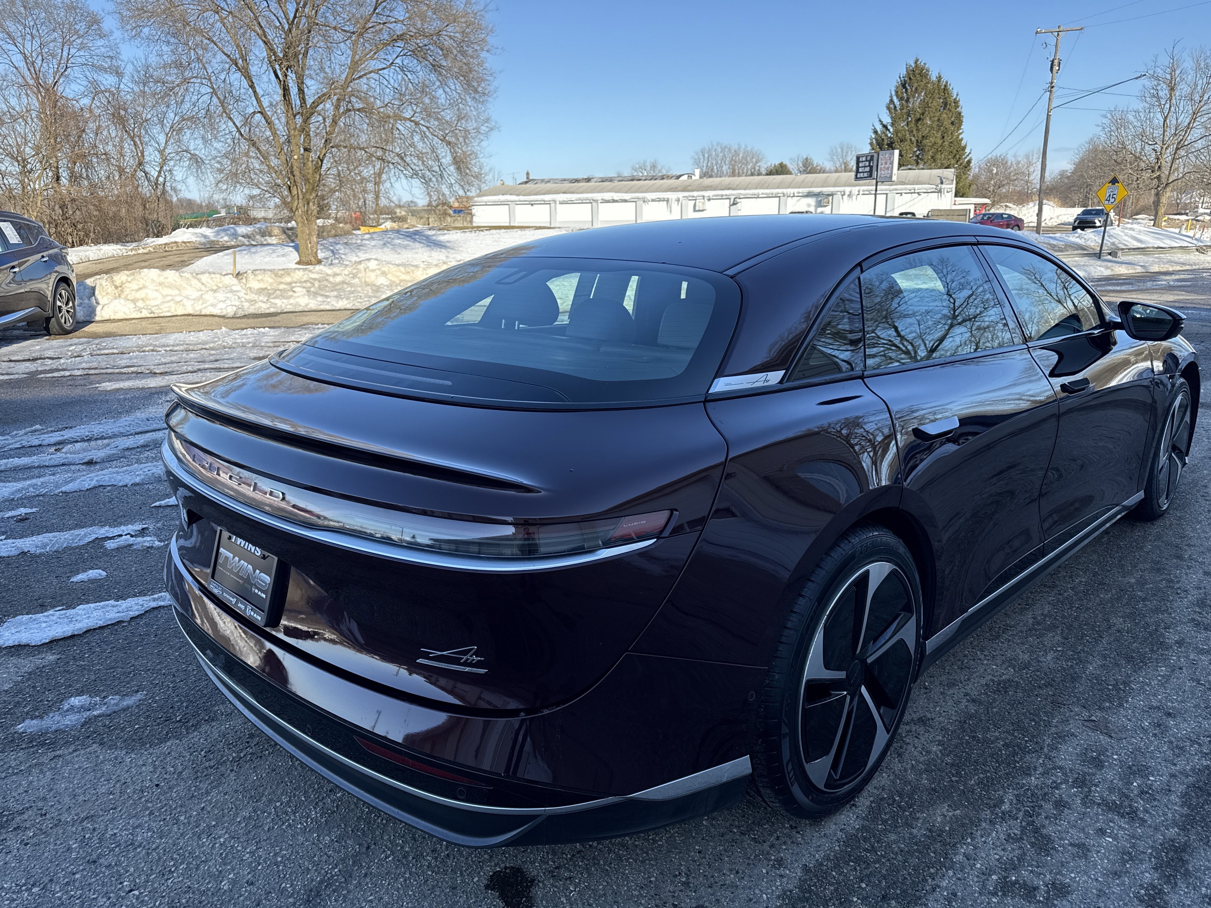 Used 2024 Lucid Air Touring image 4